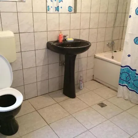 Casa Adrian-camere Centru Istoric Брашов